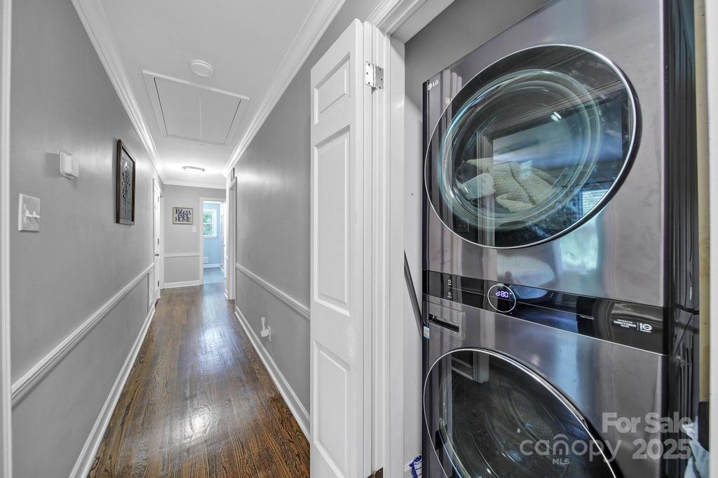 926 Meadow Lakes Road