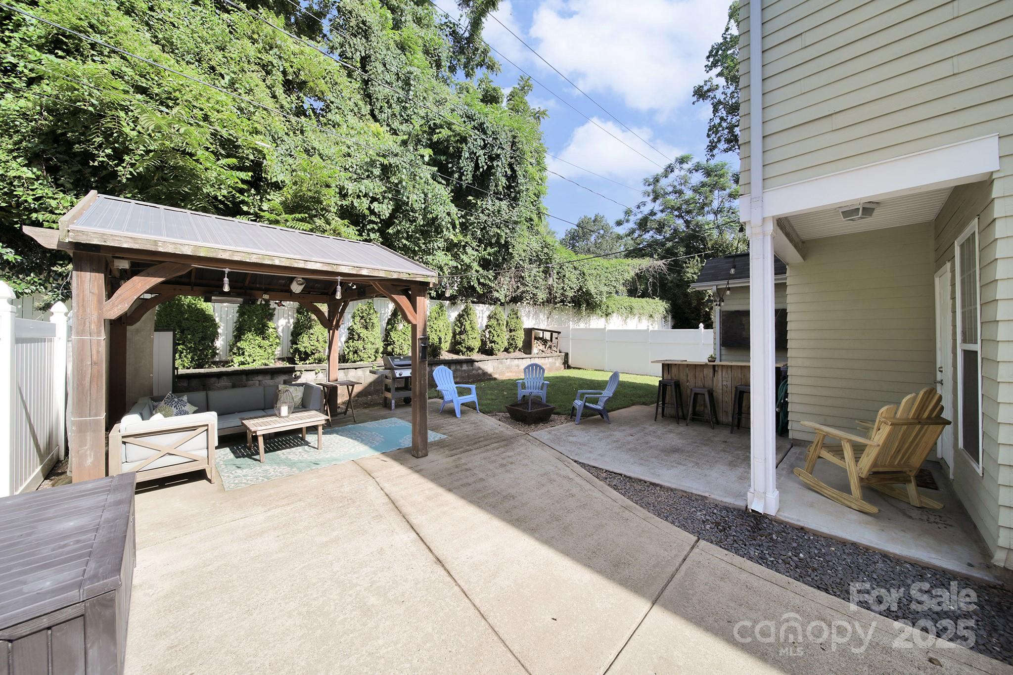 1917 Stroud Park Court