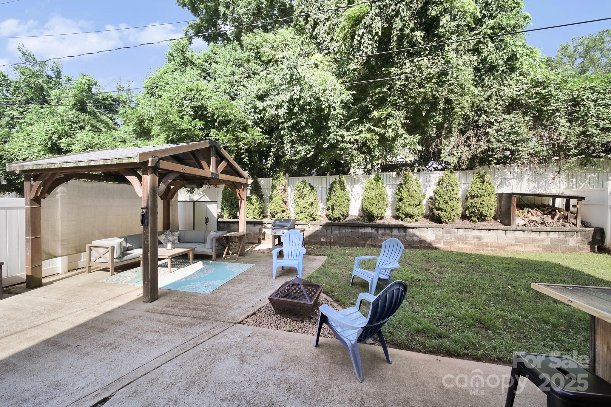 1917 Stroud Park Court