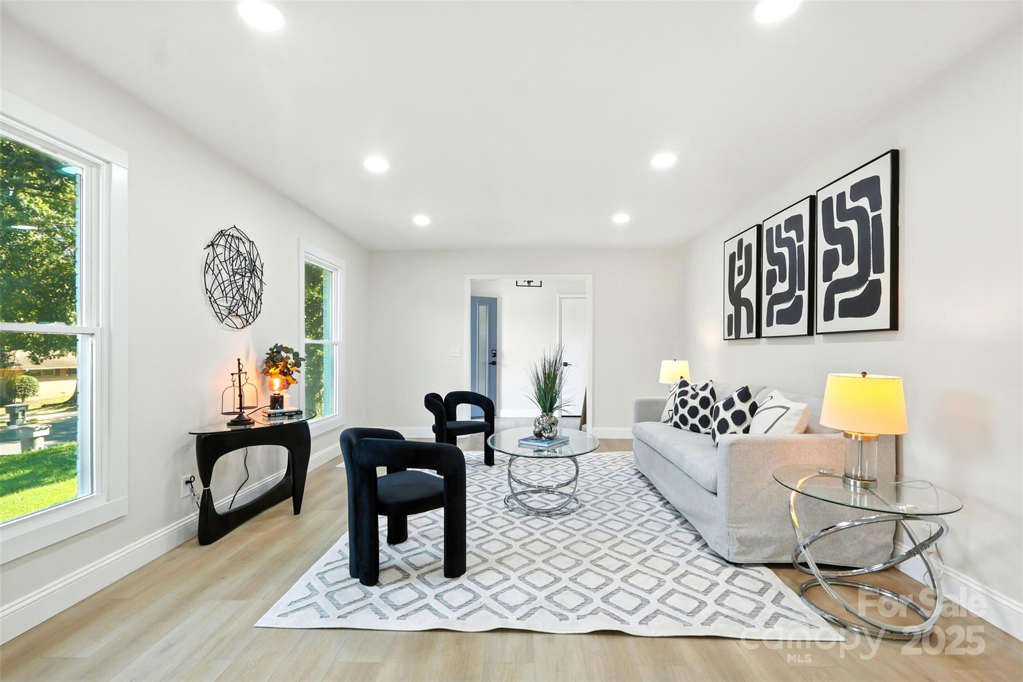 6641 Pawnee Drive