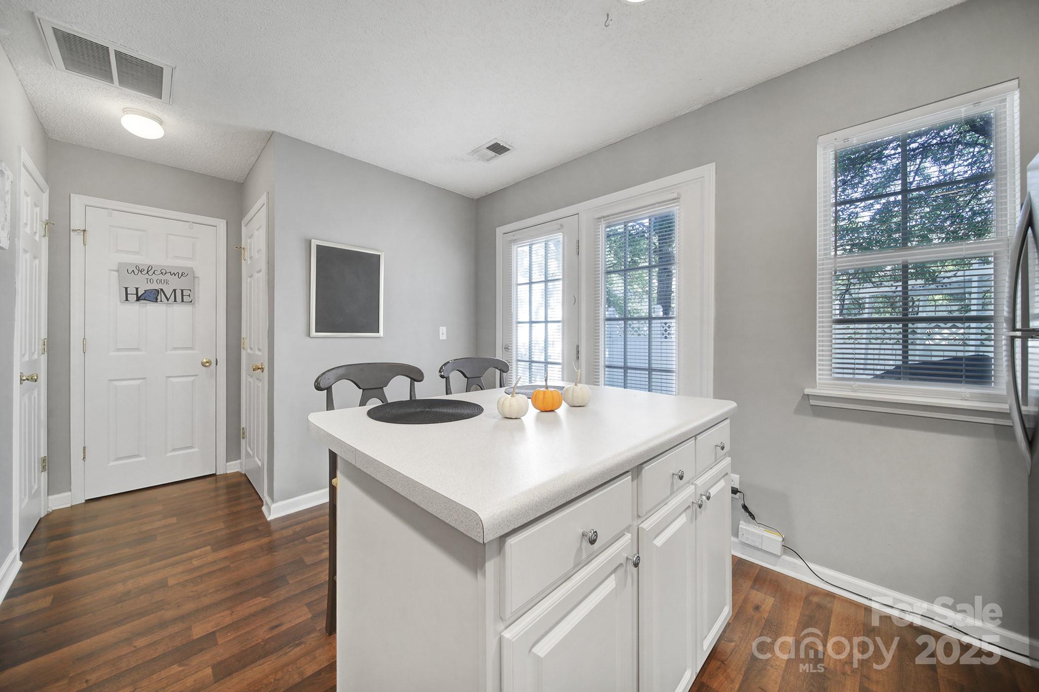 10919 Holly Ridge Boulevard