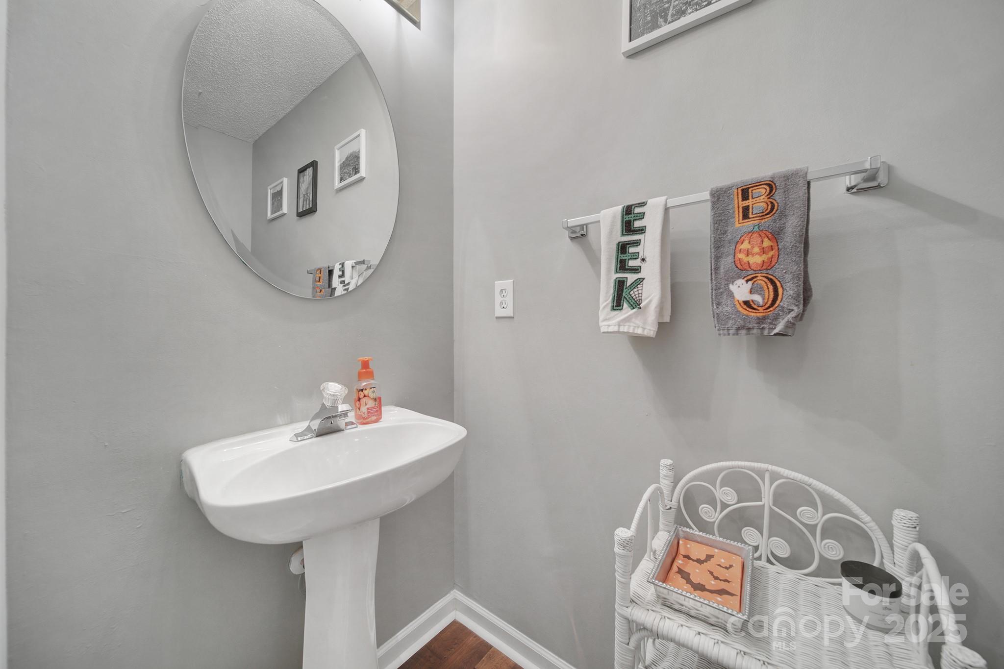 10919 Holly Ridge Boulevard