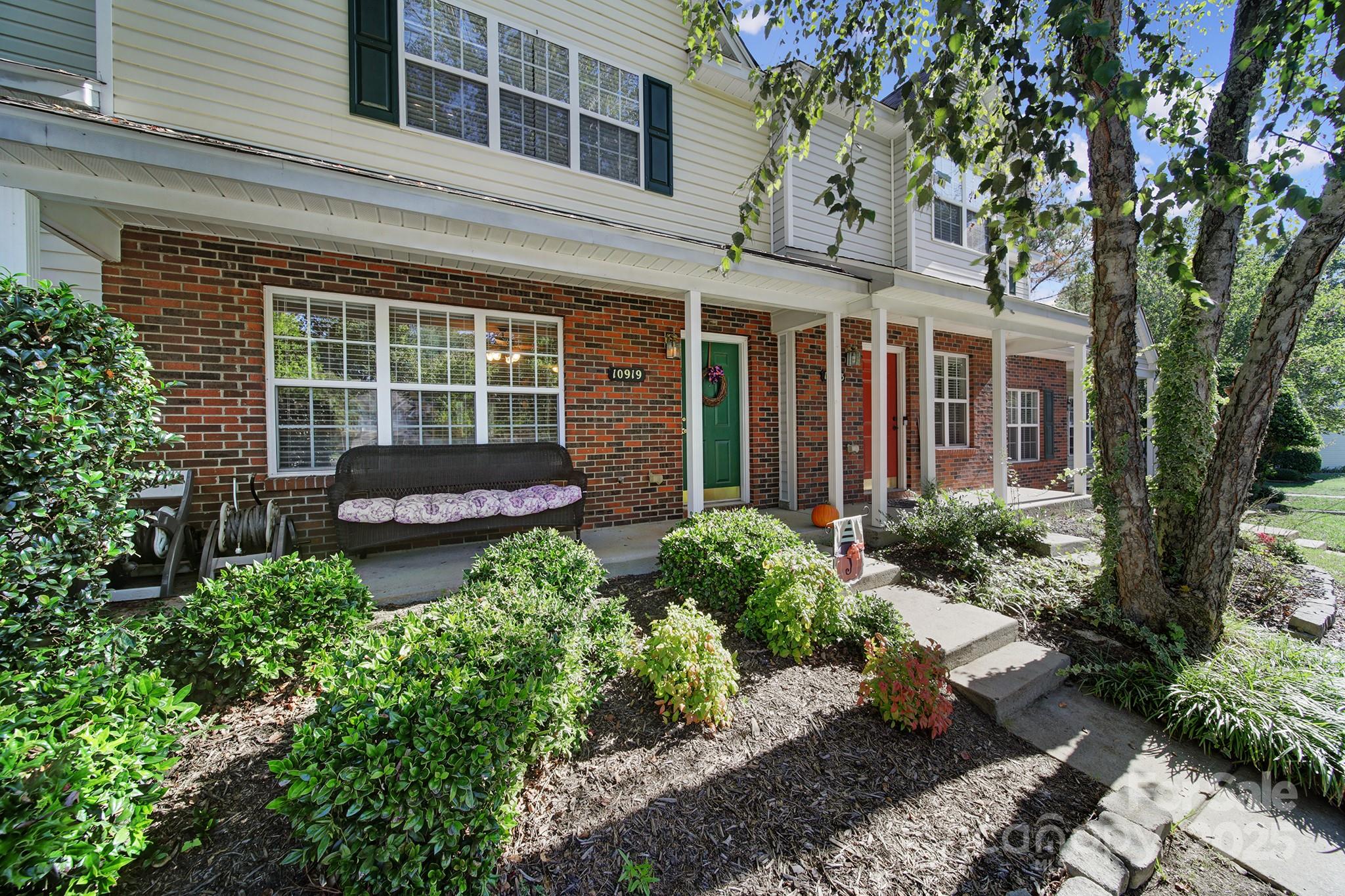 10919 Holly Ridge Boulevard