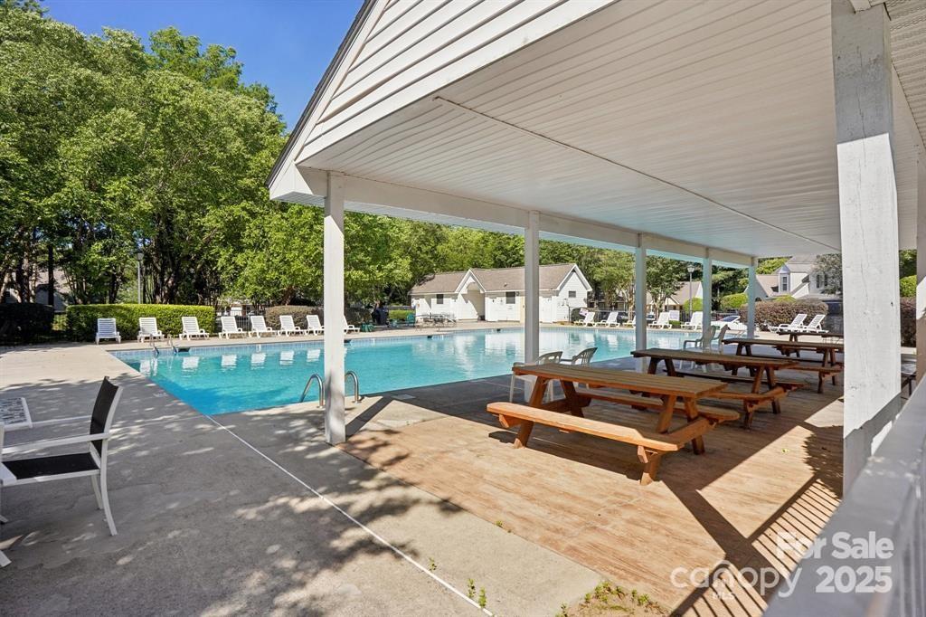 10919 Holly Ridge Boulevard