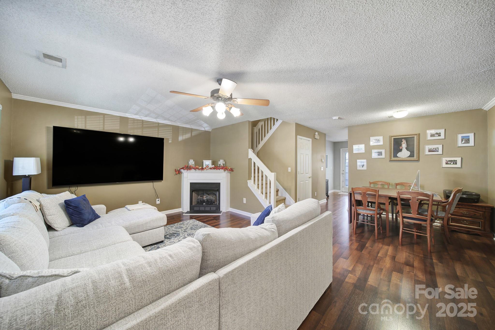 10919 Holly Ridge Boulevard