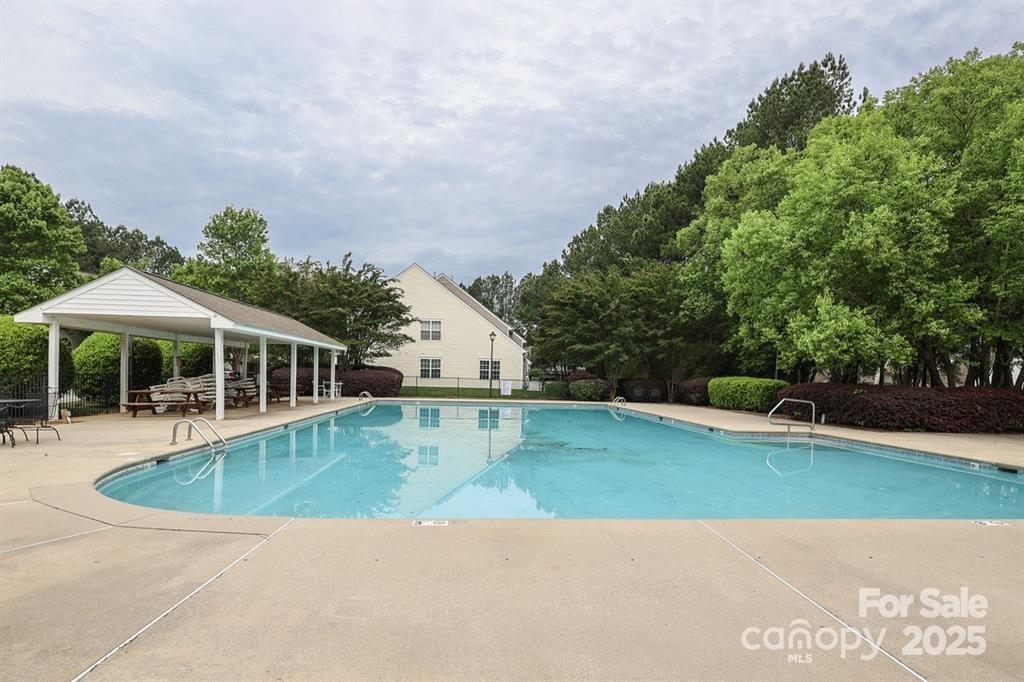 10919 Holly Ridge Boulevard