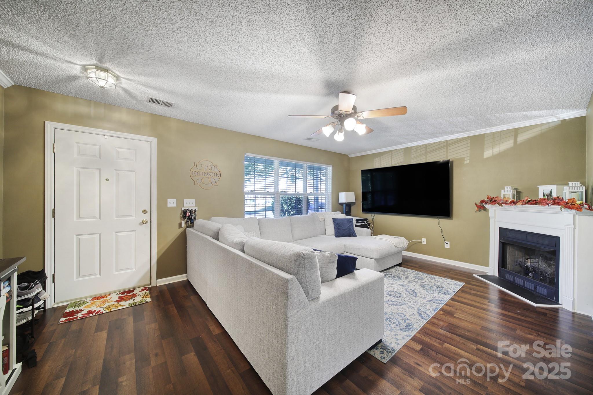 10919 Holly Ridge Boulevard