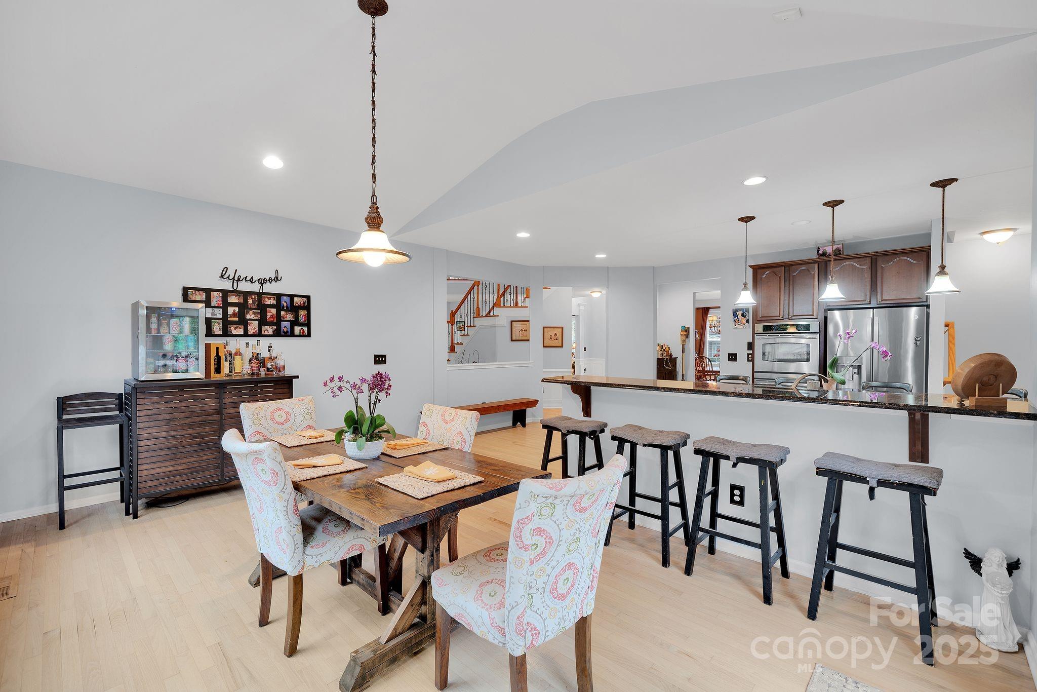 6809 Old Persimmon Drive