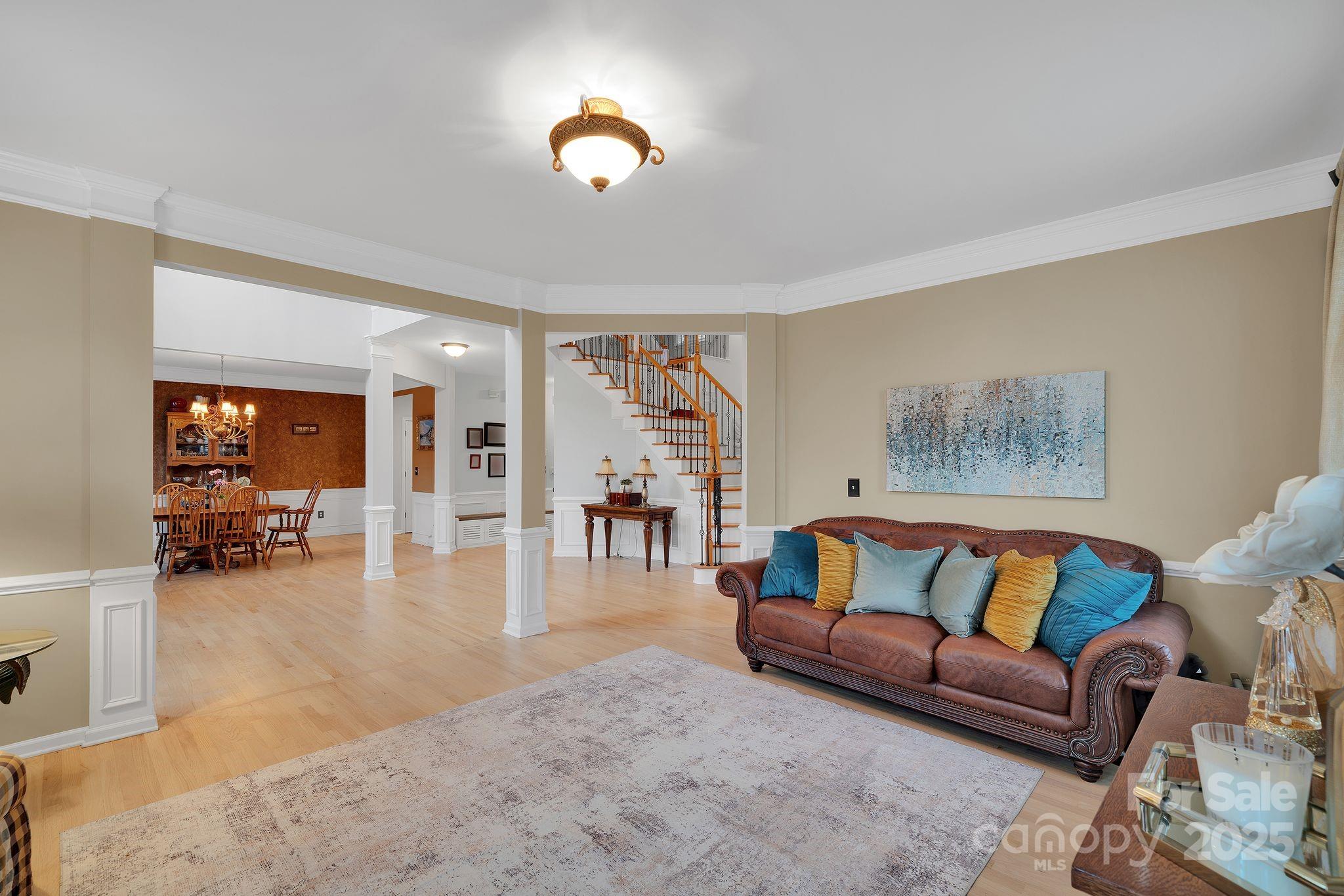 6809 Old Persimmon Drive