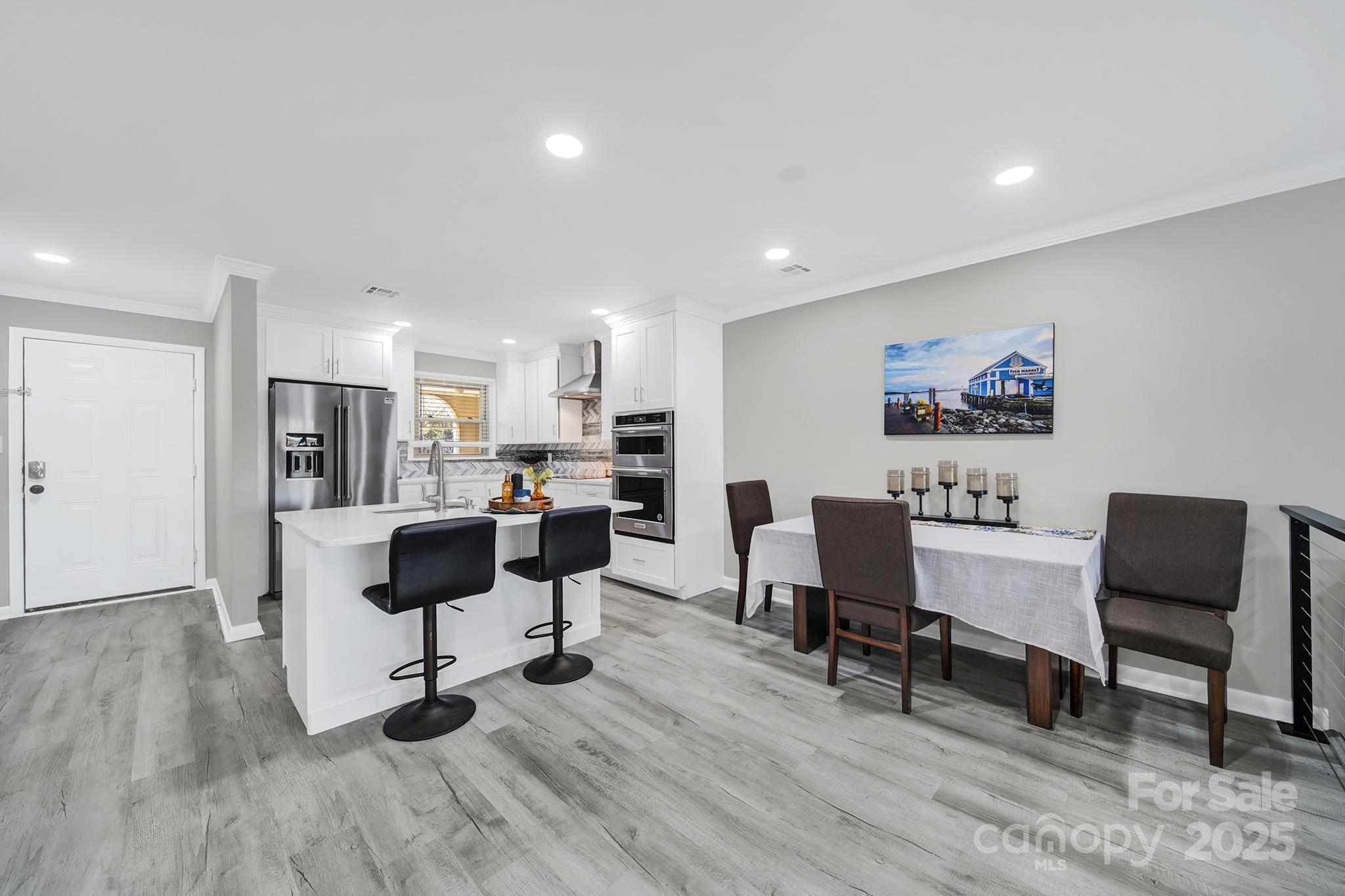 7340 Lakefront Drive Unit: 12
