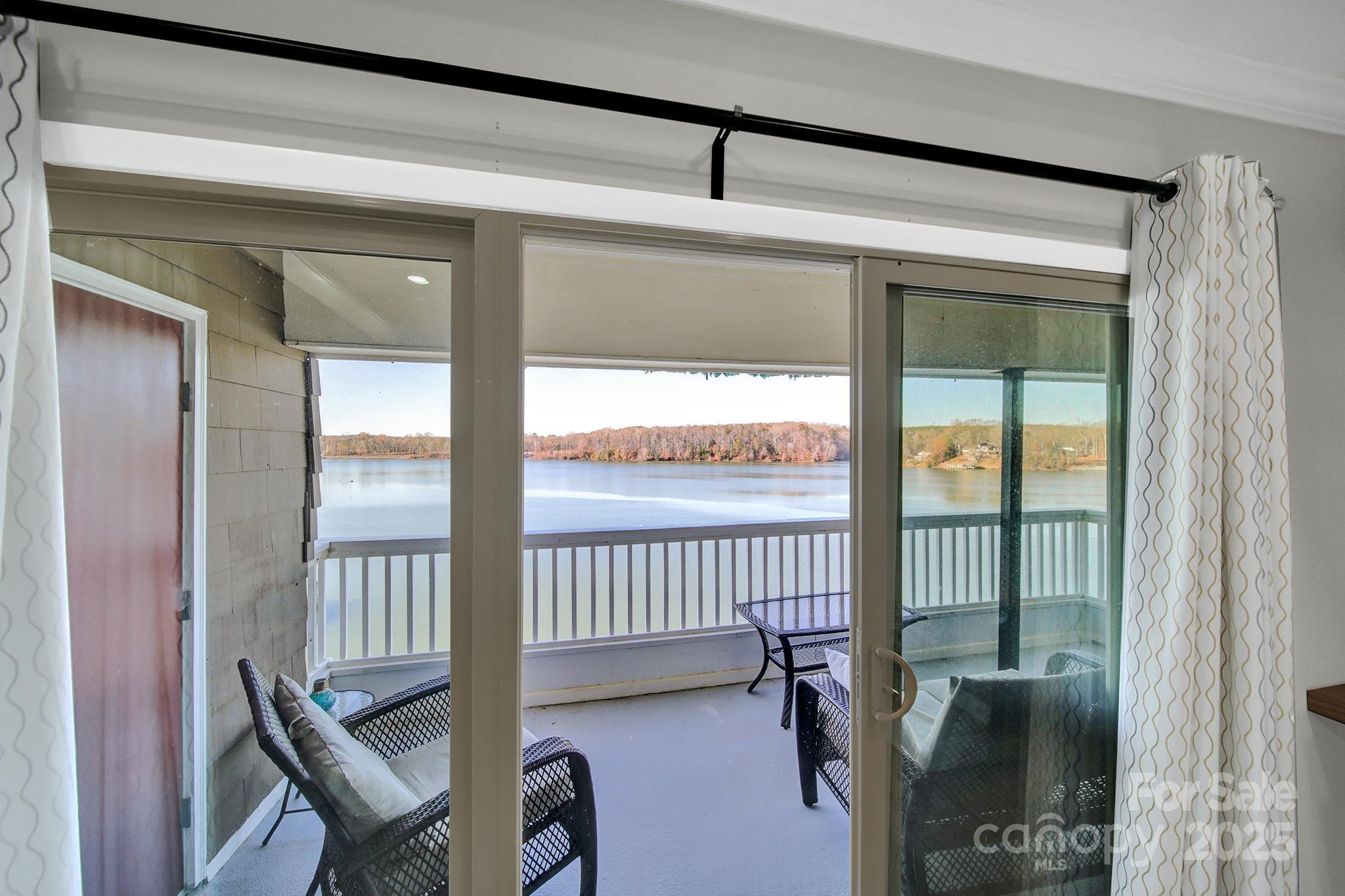 7340 Lakefront Drive Unit: 12