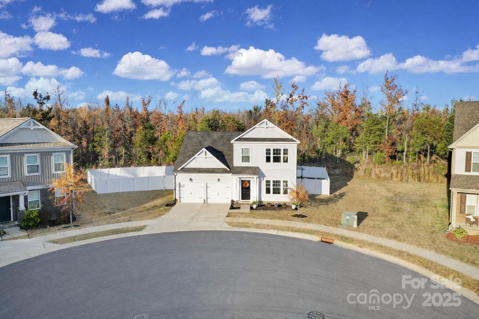 1028 Von Buren Boulevard