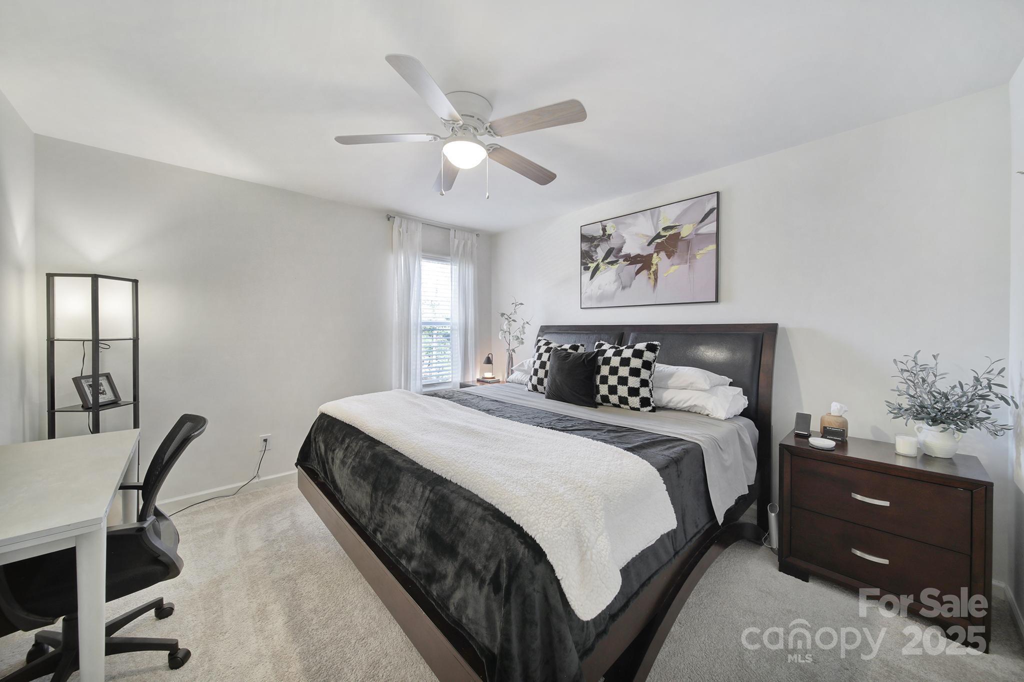 1028 Von Buren Boulevard