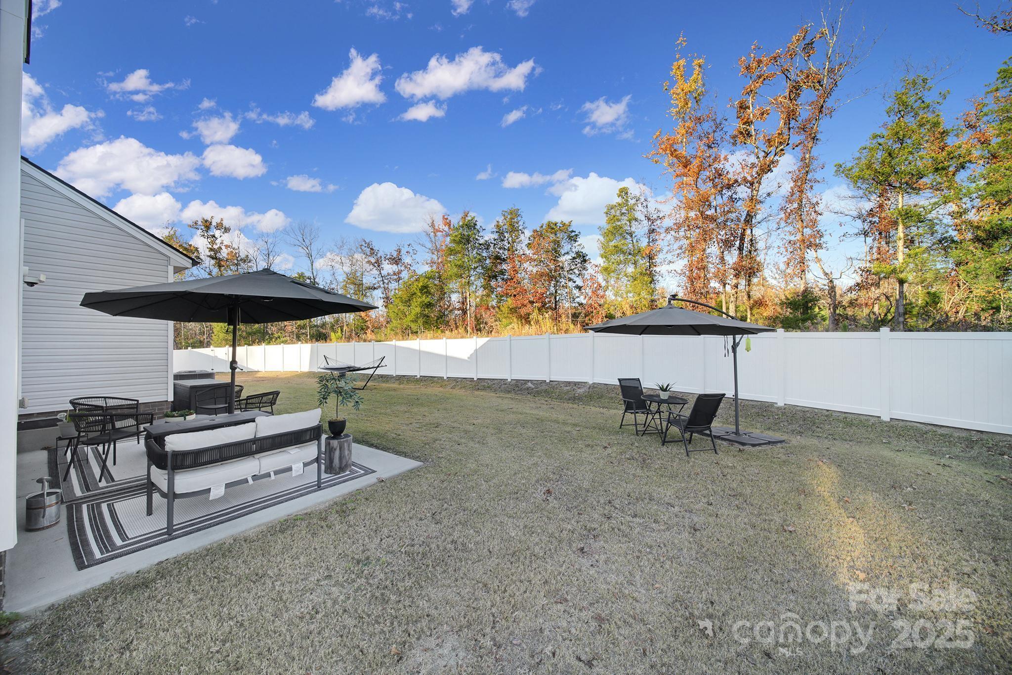 1028 Von Buren Boulevard