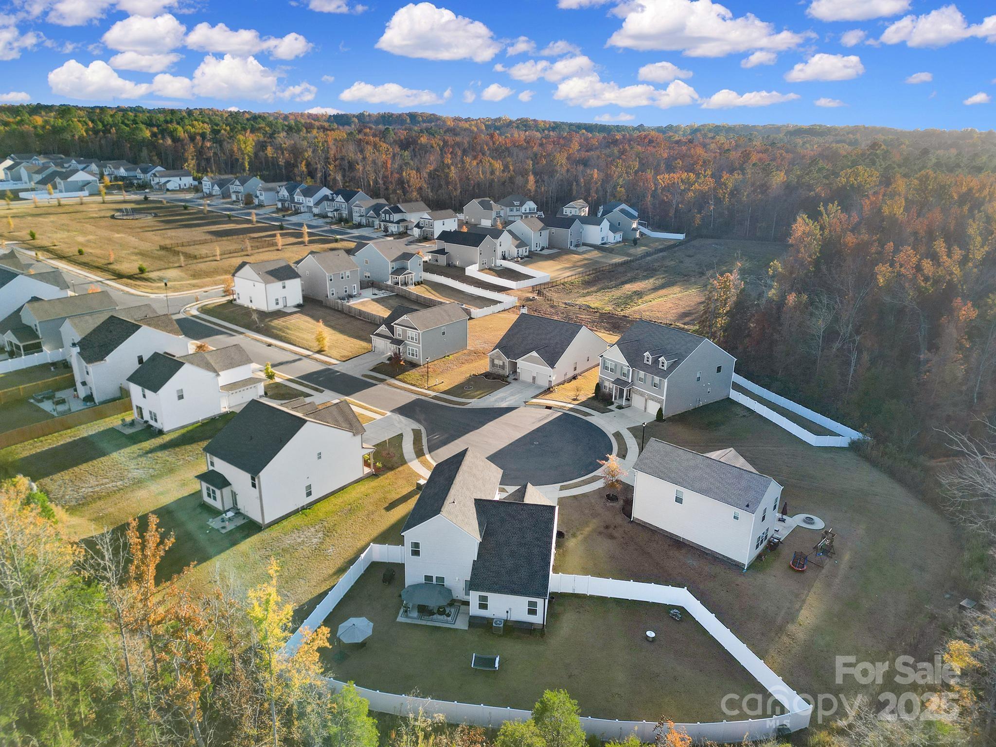 1028 Von Buren Boulevard