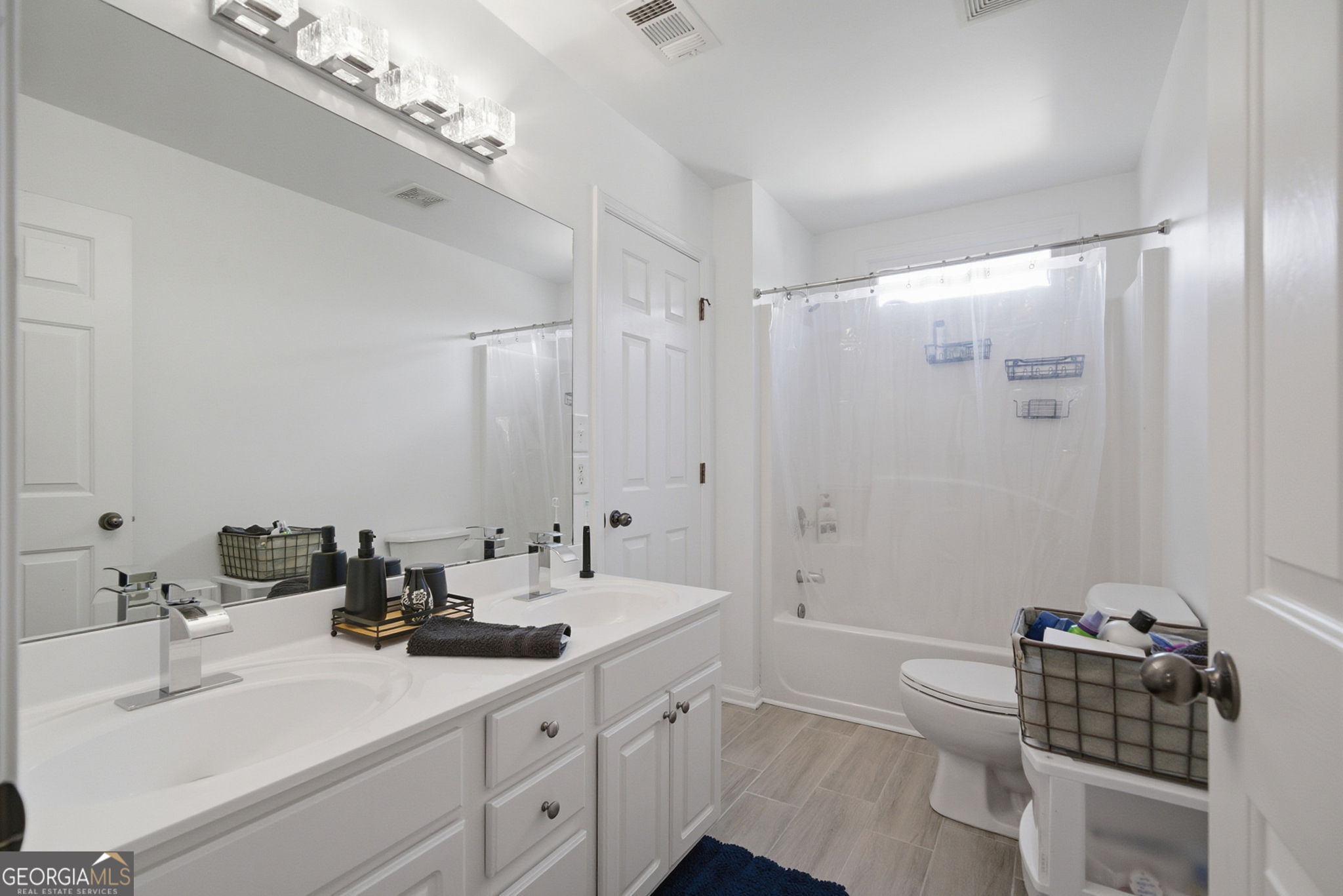 2753 Blue Moon Drive