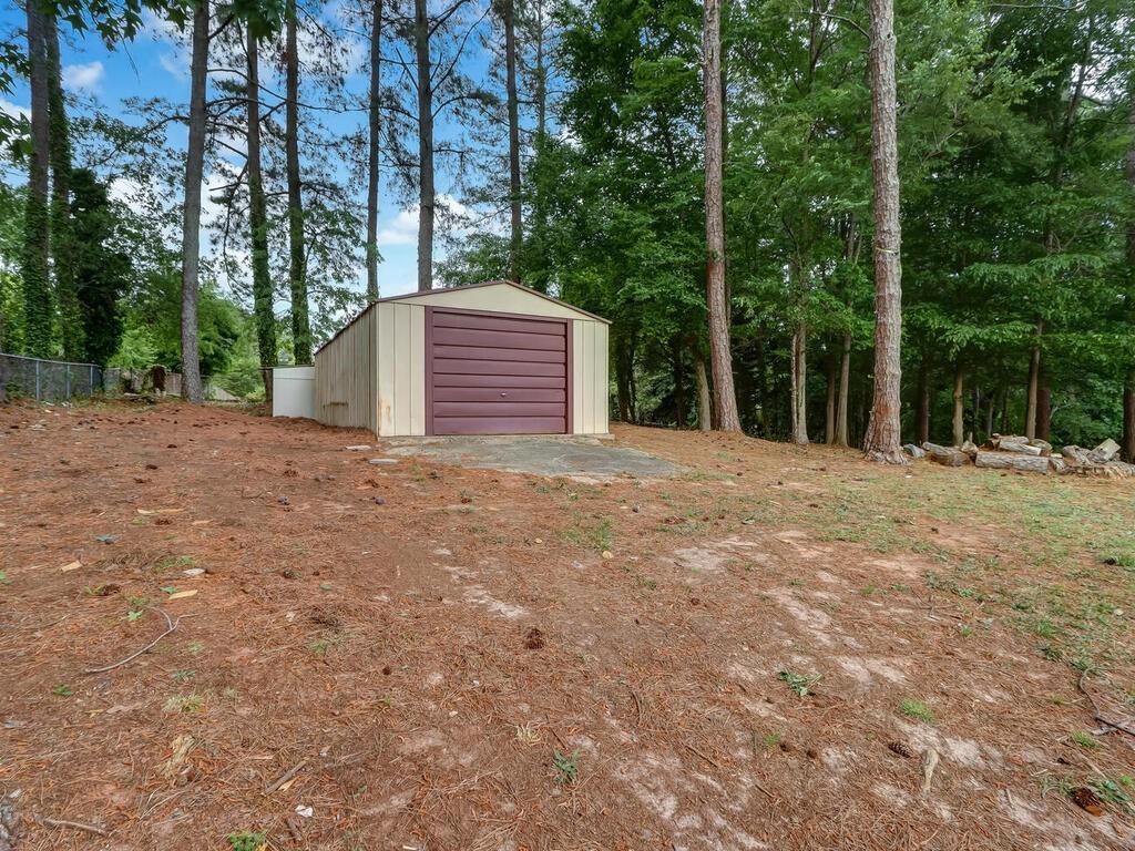5121 Merry Lane