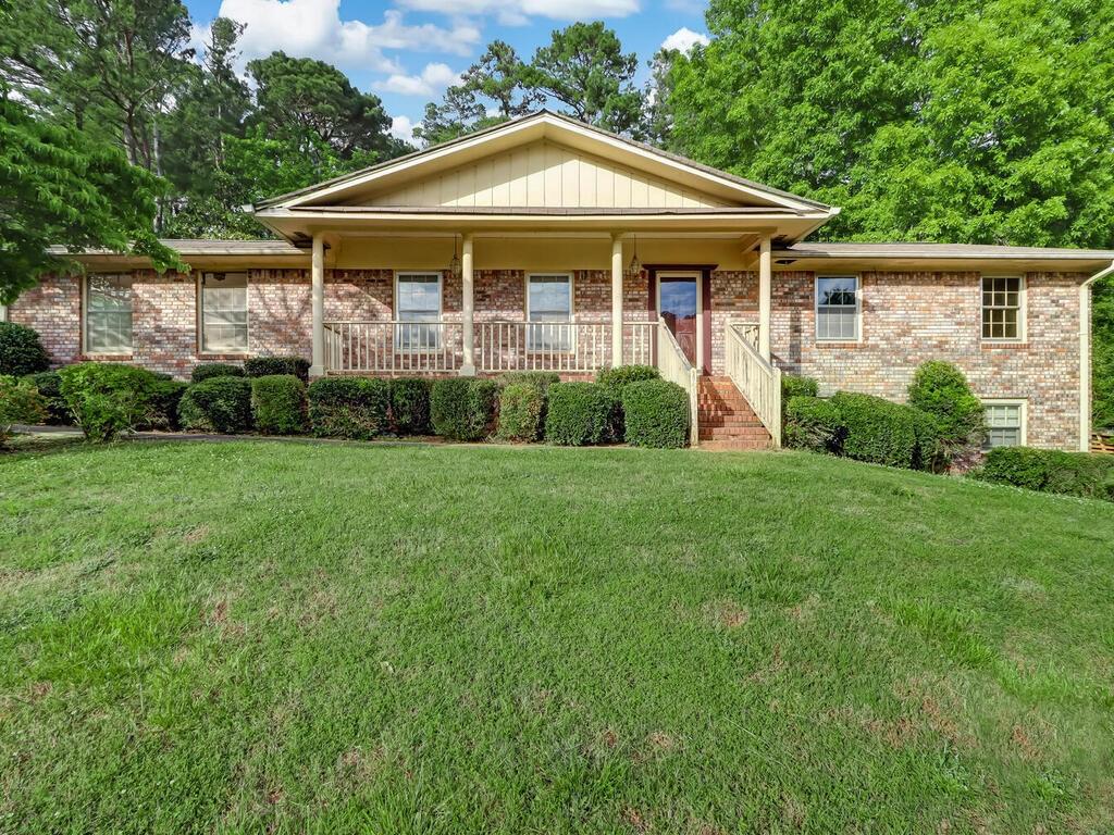 5121 Merry Lane