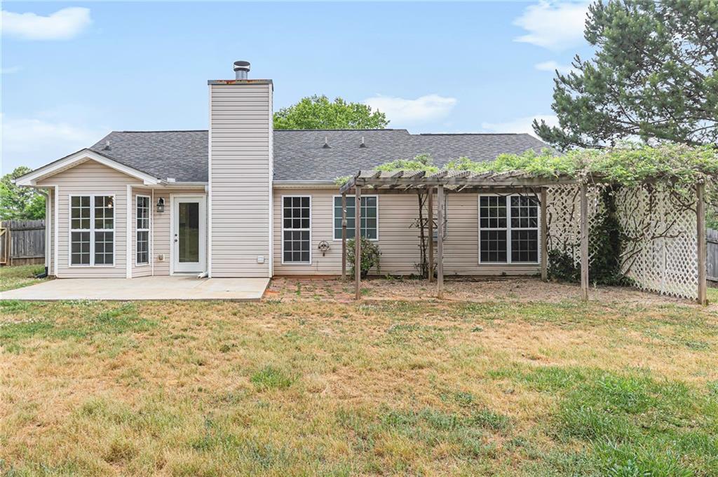 443 Robins Way