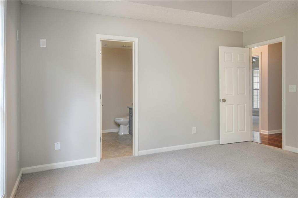 443 Robins Way