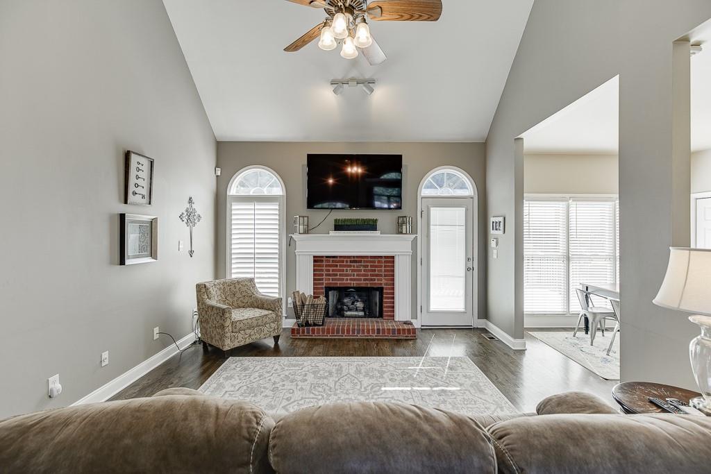 5532 Elders Ridge Drive