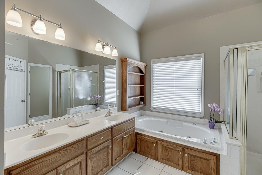 5532 Elders Ridge Drive