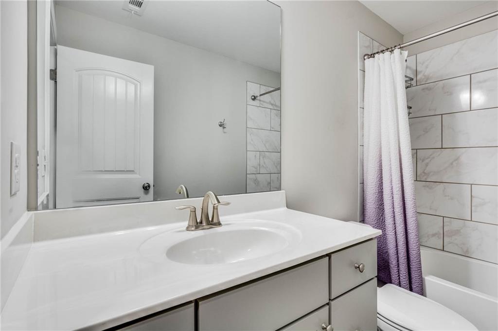 728 Lansing Grove Way Unit: 84