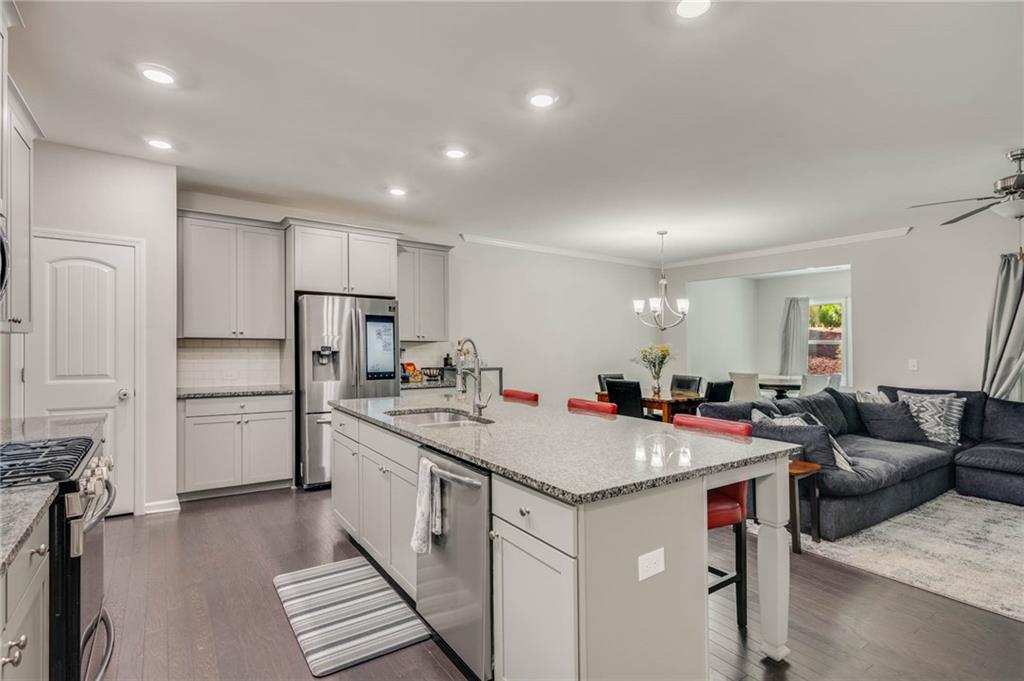 728 Lansing Grove Way Unit: 84