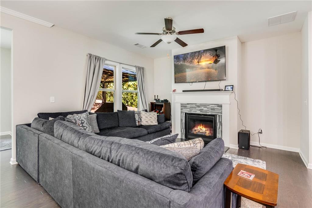 728 Lansing Grove Way Unit: 84