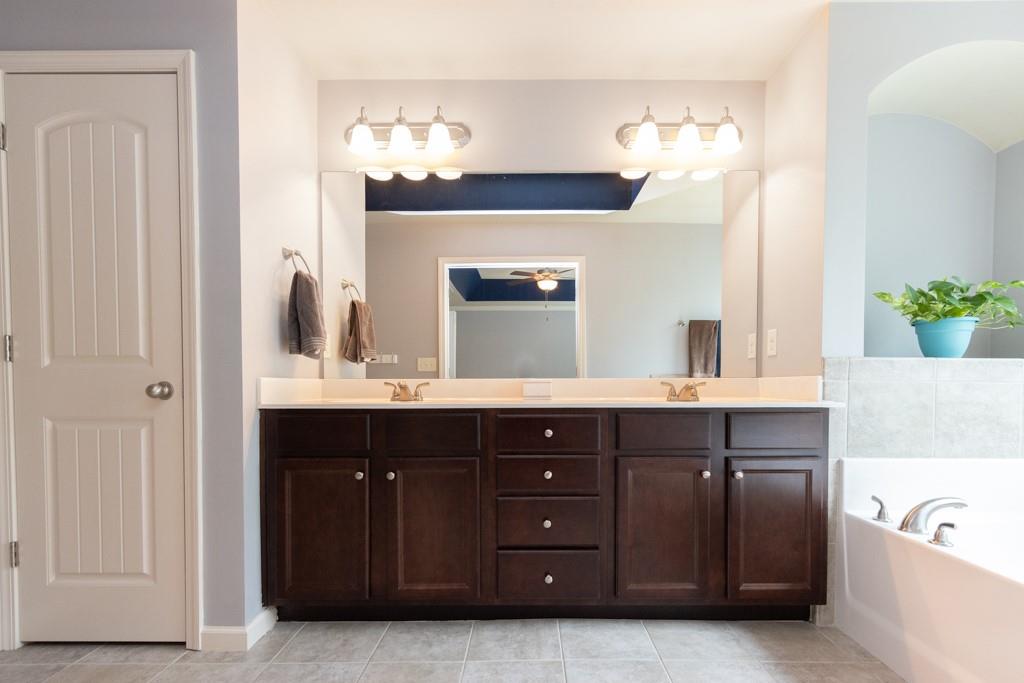 2752 Laurel Valley Trail
