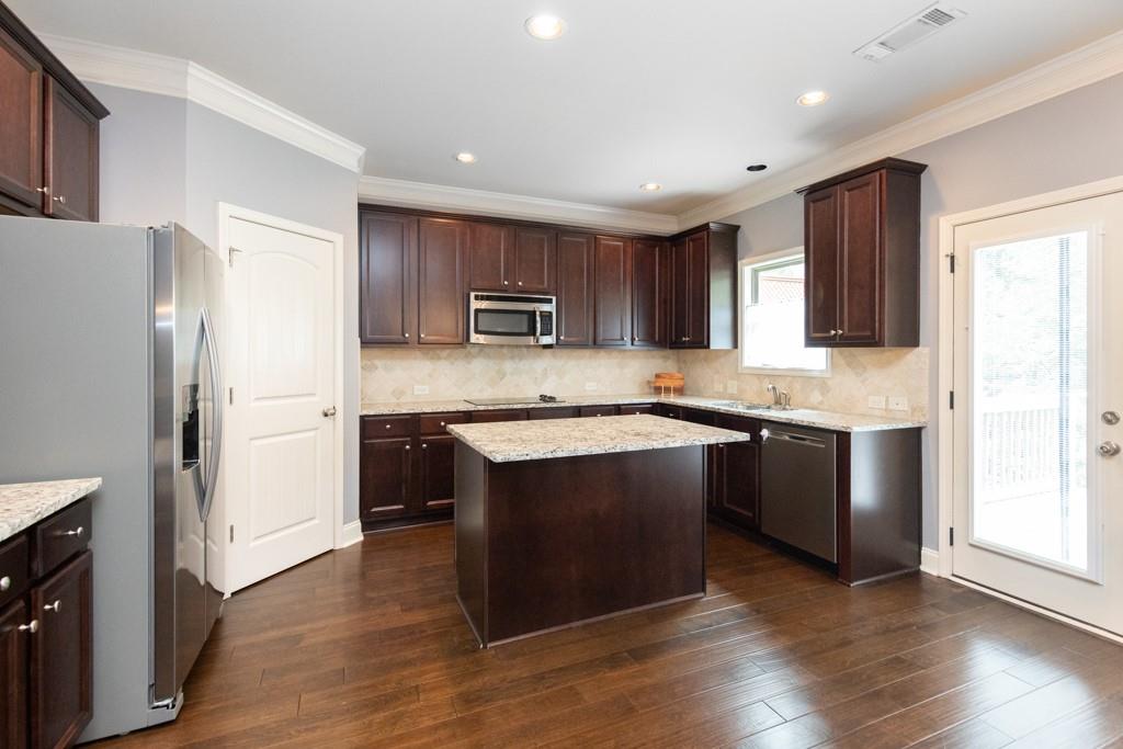 2752 Laurel Valley Trail
