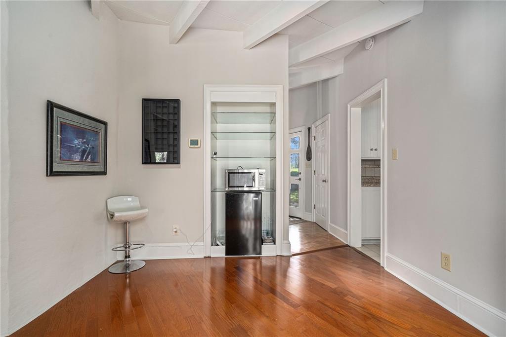 600 Mountain View Circle