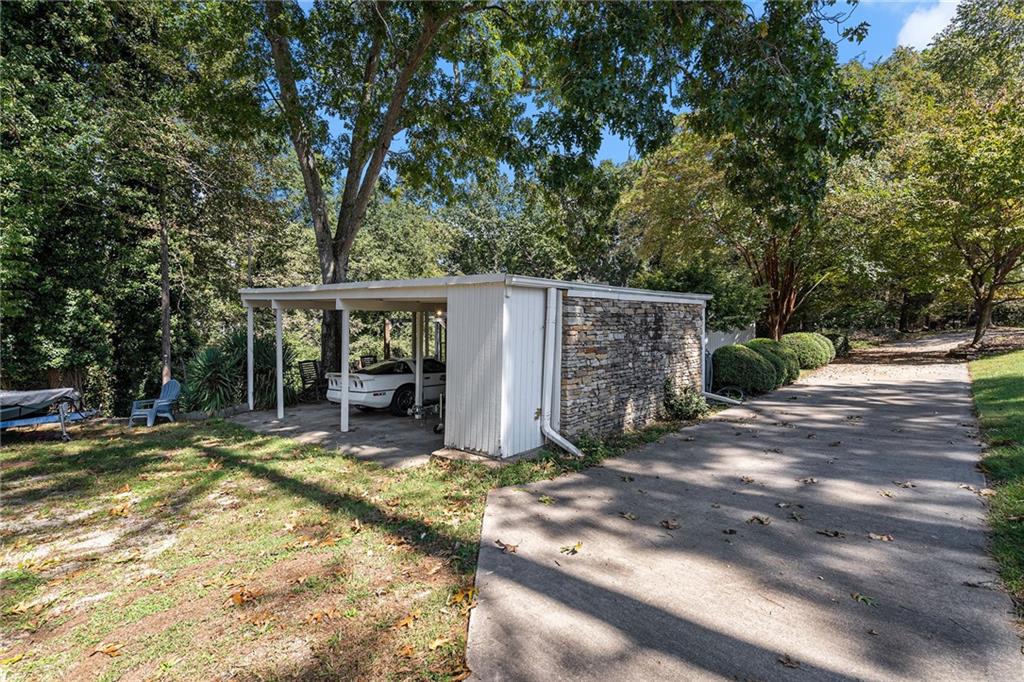 600 Mountain View Circle