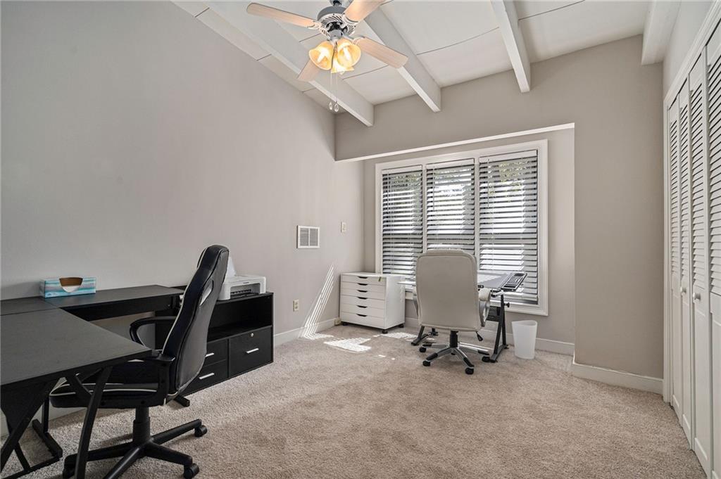 600 Mountain View Circle