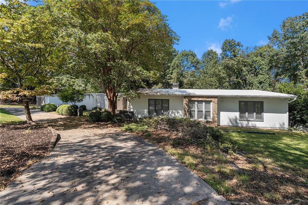 600 Mountain View Circle