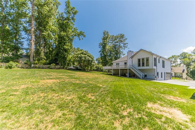 1776 RAMBLING WOODS Drive