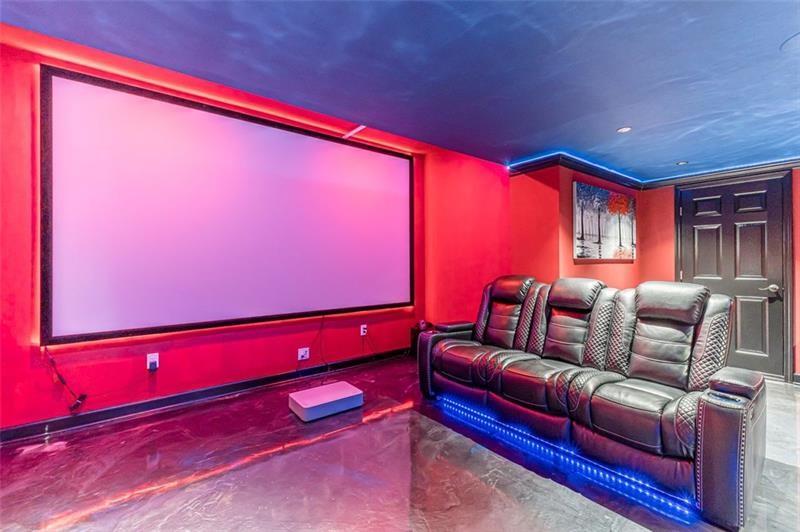 1776 RAMBLING WOODS Drive