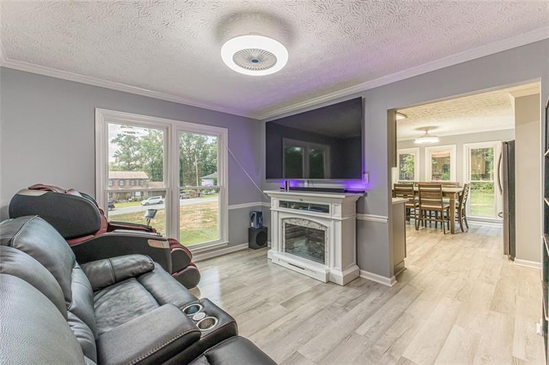 1776 RAMBLING WOODS Drive