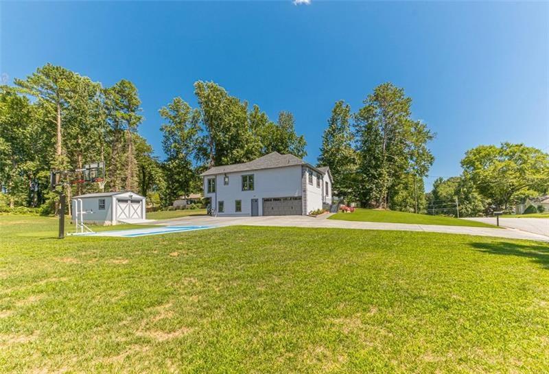 1776 RAMBLING WOODS Drive