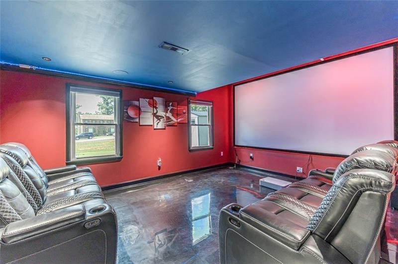 1776 RAMBLING WOODS Drive
