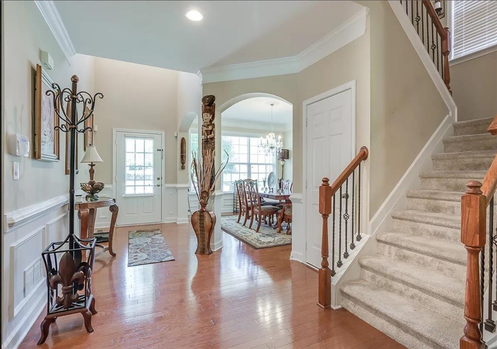 2541 Royston Drive