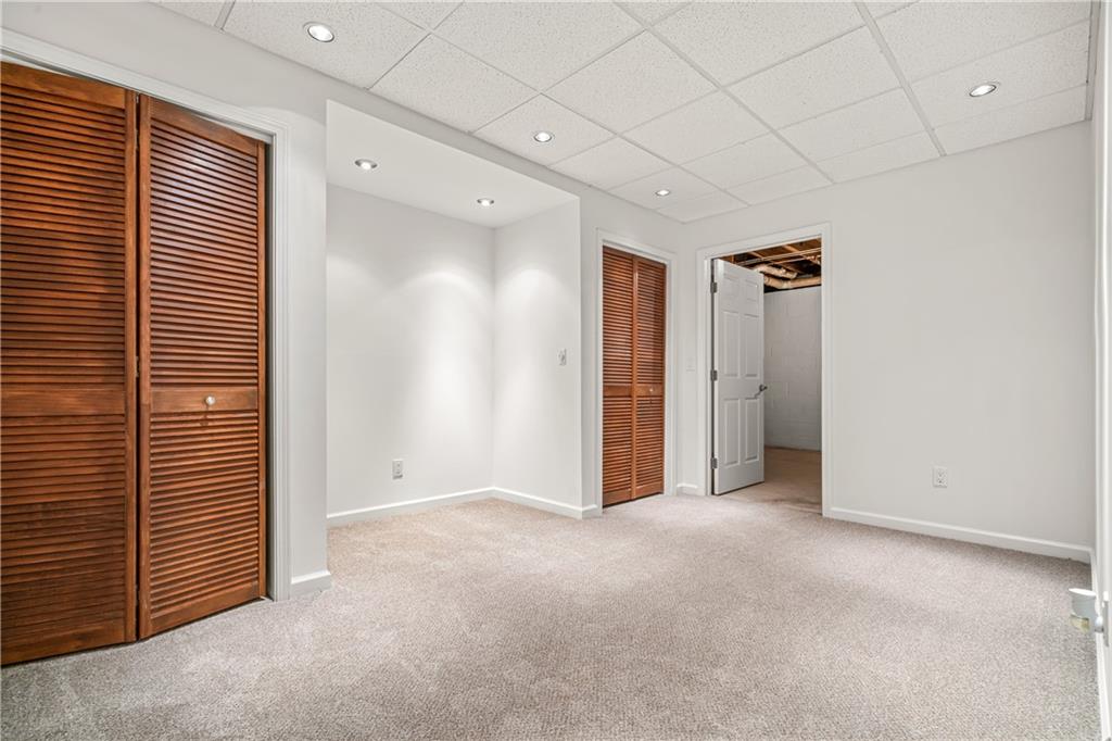 370 Sarah Lane