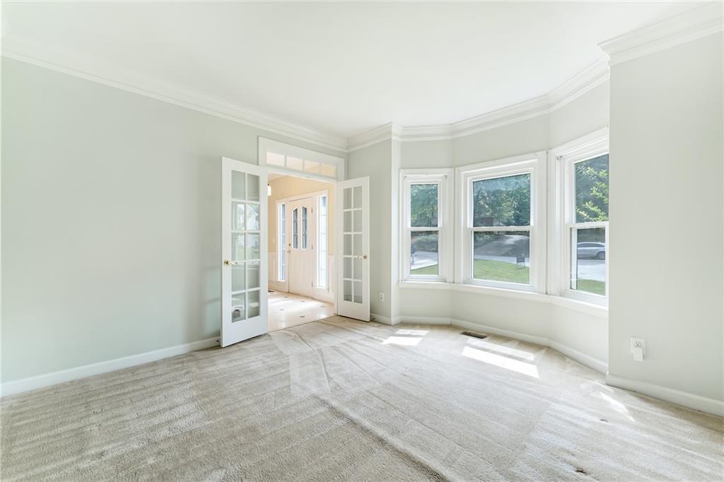 2460 Peregrine Trail