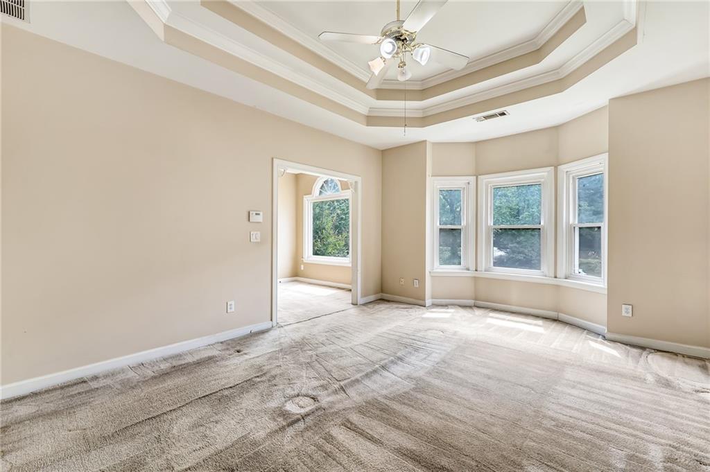 2460 Peregrine Trail