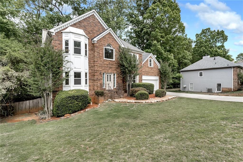 2460 Peregrine Trail