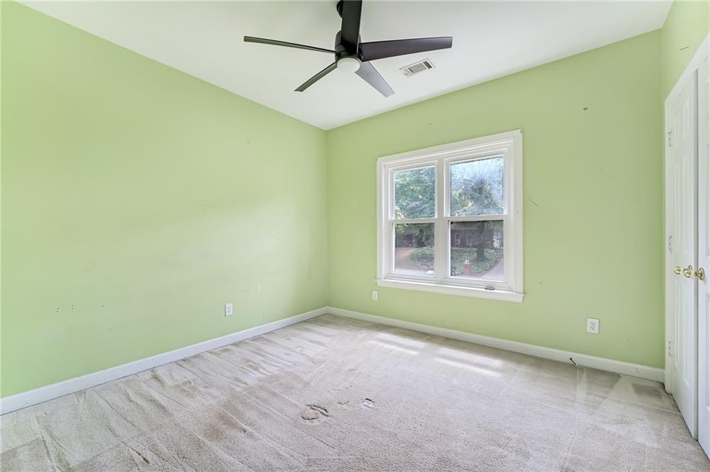 2460 Peregrine Trail