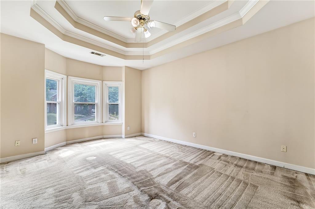 2460 Peregrine Trail