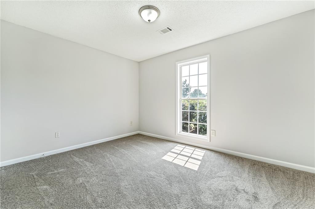 460 Valley Trace