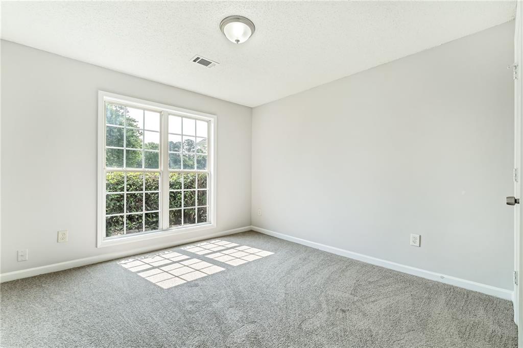 460 Valley Trace