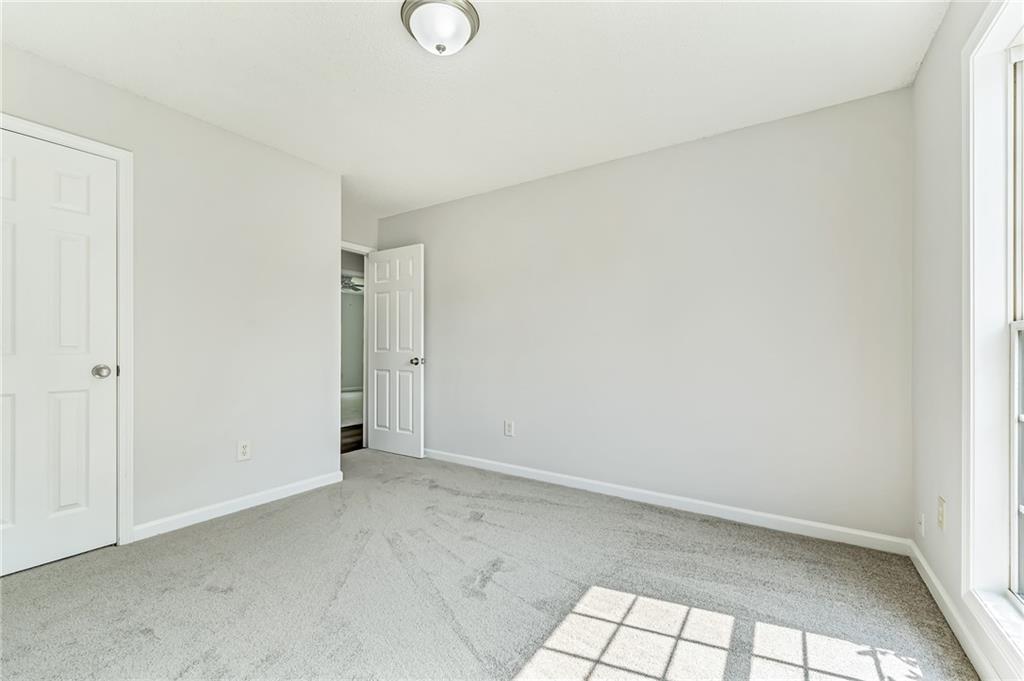 460 Valley Trace